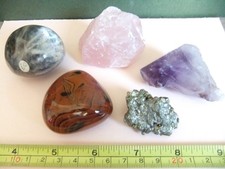 JOBLOT OF MINERALS & GEMSTONES, 2 POLISHED, 3 ROUGH CUT incl AMETHYST, ROSE Q'TZ
