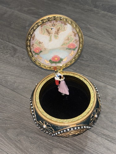 Vintage 1997 anastasia - vintage,
