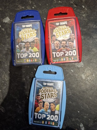 Top trumps world football - top,