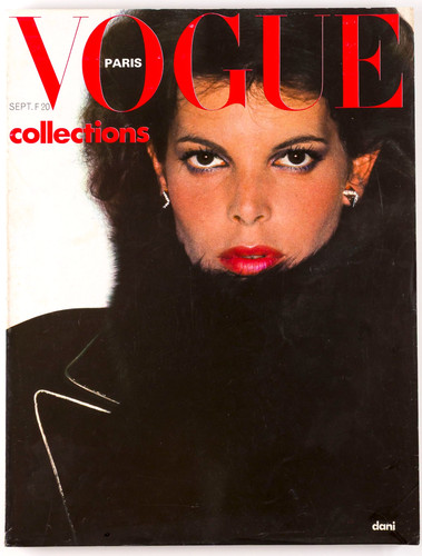 Helmut newton ysl smoking - helmut,