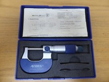 Atorn 3005 0043 0-25mm x 0.01mm External Micrometer 25mm Boxed
