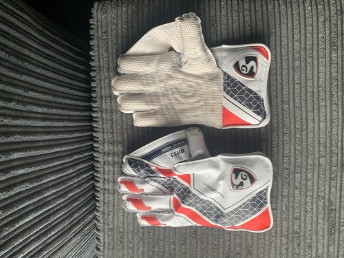Wicket keeper gloves - wicket,