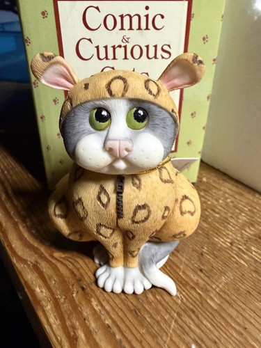 Comic curious cats mo - cats:",