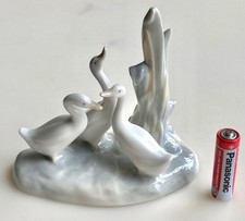 VINTAGE CUTE NAO LLADRO DUCK'S