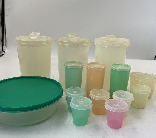Tupperware vintage job - tupperware, lot