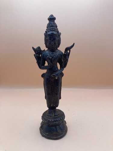 Antique bronze three face - three,