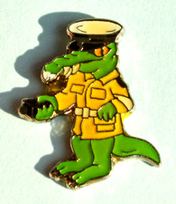 CROCODILE IN POLICE TRAFFIC BRANCH UNIFORM Enamel Tie/Lapel Pin Badge