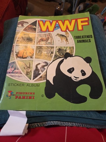 Panini wwf threatened animals - panini,