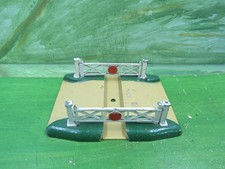 Hornby Dublo D1 metal level