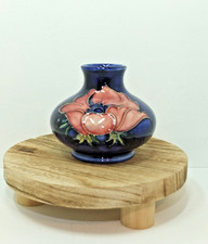 Moorcroft Small Anemone