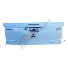 2017 Mitsubishi L200 Barbarian Tailgate In Fairy White 2015-2019