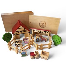 Wooden Farm Play Set Universe