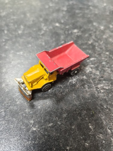 Husky aveling barford dump - husky,