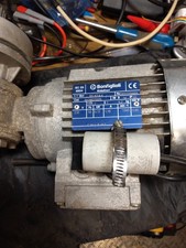 Bonfiglioli BS 63A A4 230v 1.6A Motor And VF44 FA1 P63 B14 i=100 Gearbox, Used.