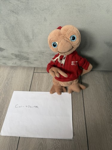 Universal studios plush - e.t.,