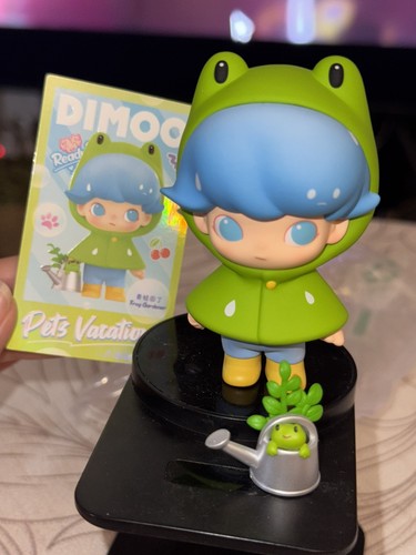 Frog gardener popmart - frog, dimoo