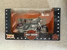 Maisto Harley Davidson Motorcycles 1:18, XL 1200C Sportster, 1200 custom