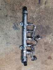 Mercedes E300 BLUETEC HYBRID 2.1 Fuel Injection Rail A6510700595 2012