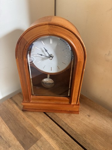 Wooden pendulum clock battery - wooden,