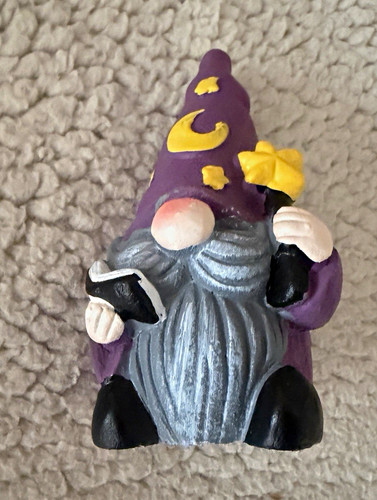 Mini resin gonk gnome - gonk, figurine