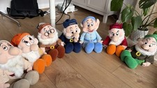 Disney Store Seven Dwarfs Set