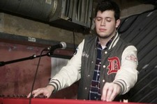 Noah xaphoon jones beresin - beresin, of