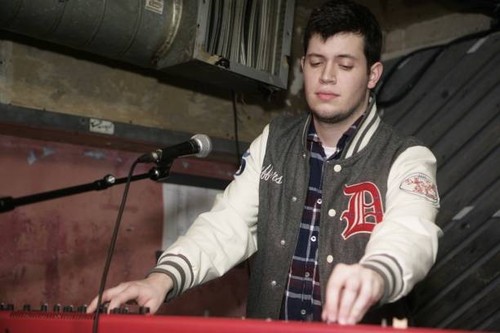 Noah xaphoon jones beresin - noah, of