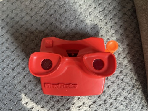 Viewmaster viewer with 10 - 3d,