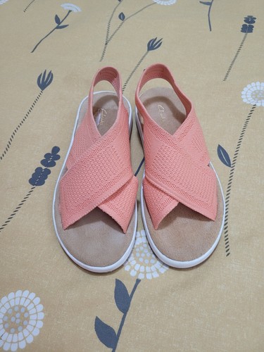 Euc coral clarks - euc, dash