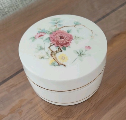 Royal kent flower pattern - royal,