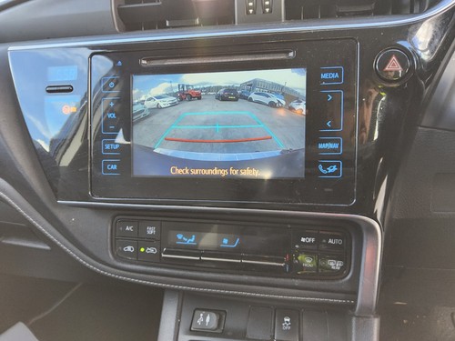 Toyota auris audio - toyota,