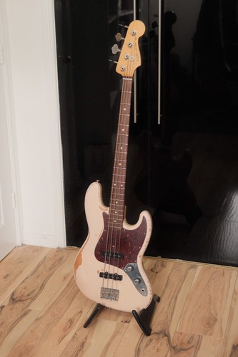 Incredible fender artist - incredible!!,