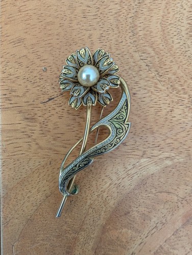Vintage flower brooch