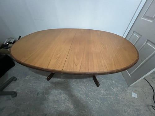 Plan teak dining table - g,