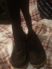 Lady's Brown Warm Hush Puppies  Boots Full Zip Good Condition Sz 3