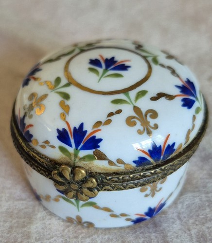 Vintage porcelain hinged - porcelain,