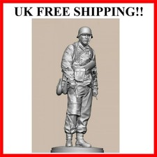 1/16 scale resin figure