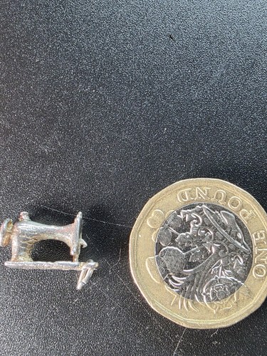 Vintage sterling silver - silver, sewing