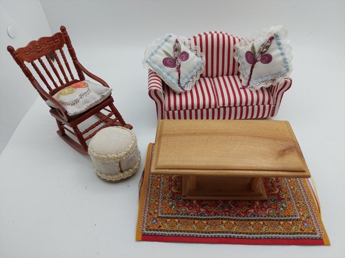 Scale dollhouse living - 1:12,