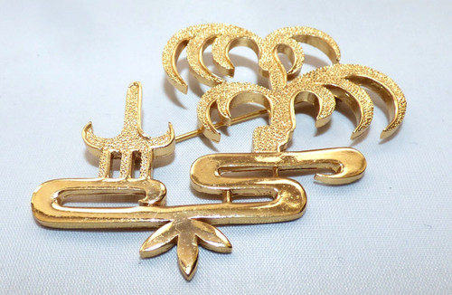 Vintage crown trifari - crown, gold