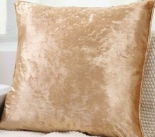 Crushed velvet cushion - crushed,