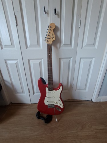 Squier strat fender - strat,