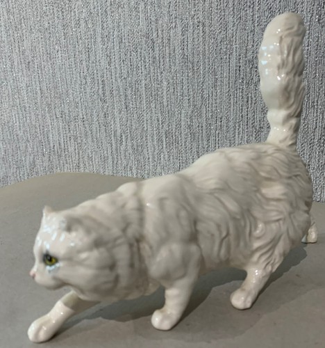 Royal doulton cat stalking - cat,