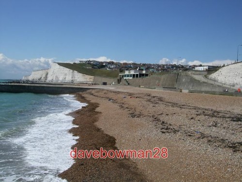 Photo saltdean beach - saltdean, looking