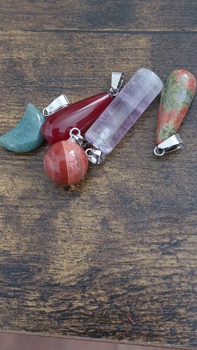 Bundle gemstones pendants - 5,