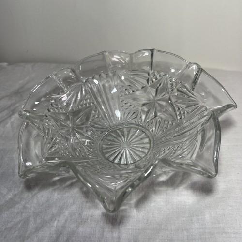 Cut glass shaped bowl - bowl, x