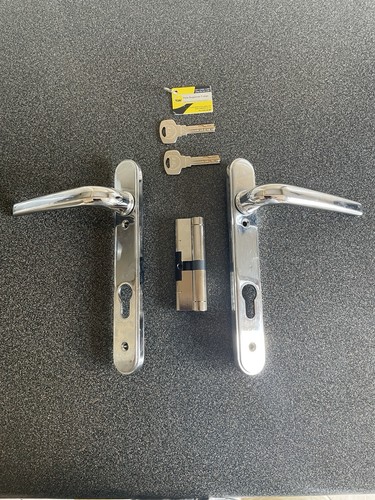 Upvc chrome door - upvc, handle