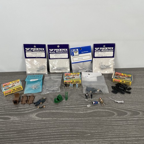 Model railway miniatures - model,