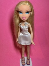 Bratz World House Cloe Doll - Excellent Condition