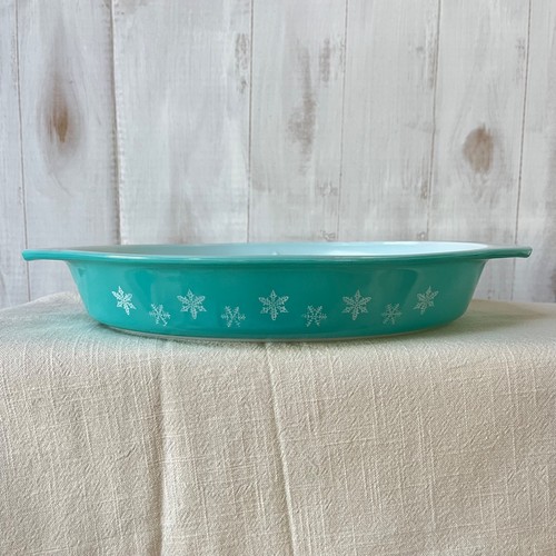 Vintage pyrex gaiety snowflake - vintage,